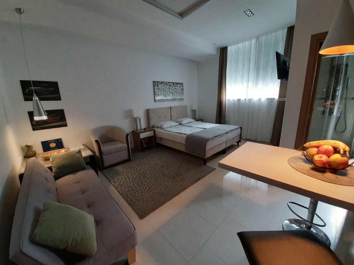 Apartamento Centar Lux Vrsac Exterior foto